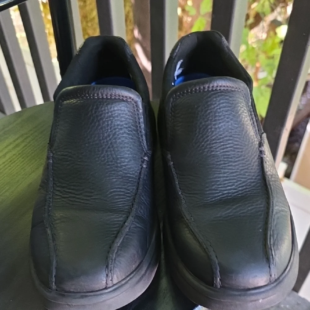 Clarks Men's Black Leather Loafers
